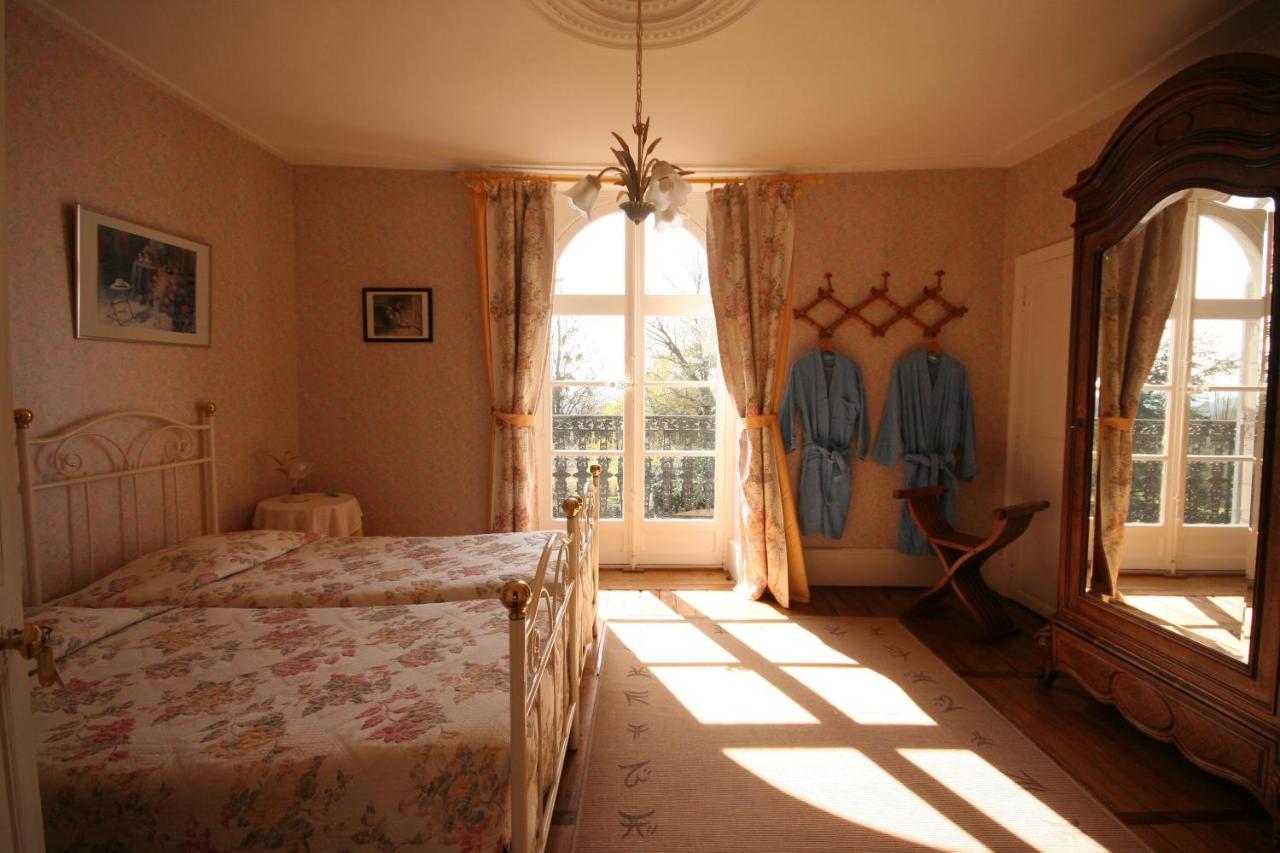 Bed and Breakfast Domaine De Sainte Anne Venoy Экстерьер фото
