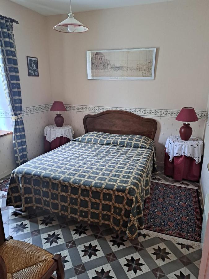 Bed and Breakfast Domaine De Sainte Anne Venoy Экстерьер фото